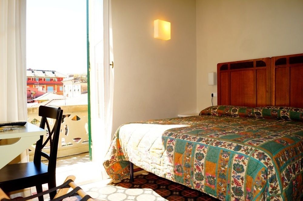 Hotel Europa Levanto Exterior photo